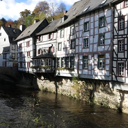 Historisches Haus Im Herzen Von Моншау Екстер'єр фото