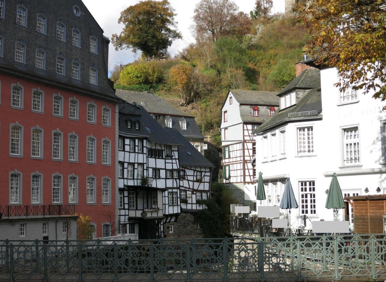 Historisches Haus Im Herzen Von Моншау Екстер'єр фото